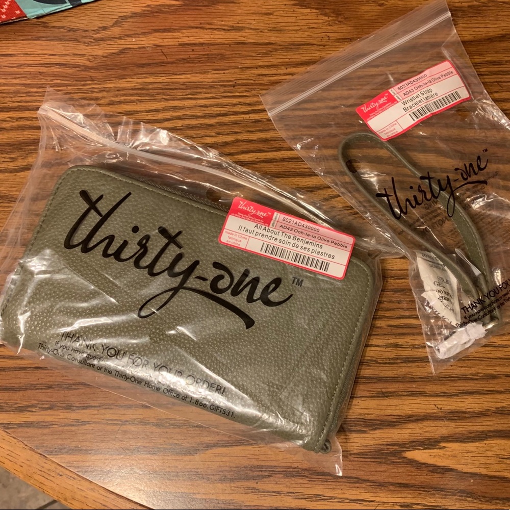 Thirty-One All About The Benjamin’s Wallet